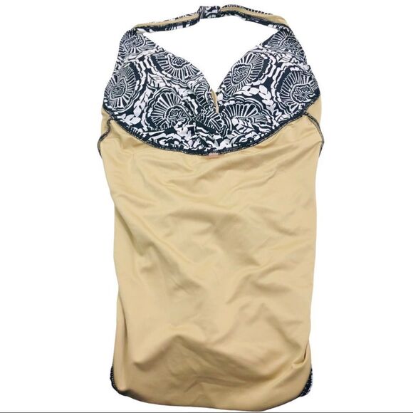 Echo Knot Front Black White One Piece Swimsuit - Picture 6 of 10